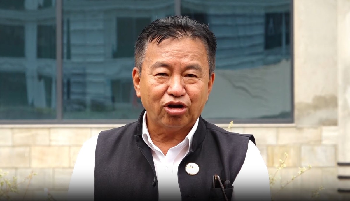 ७ दिनभित्र बाँदर आतंक नियन्त्रण नभए संसद ठप्प पार्ने एमाले सांसद राजेन्द्र राईको चेतावनी