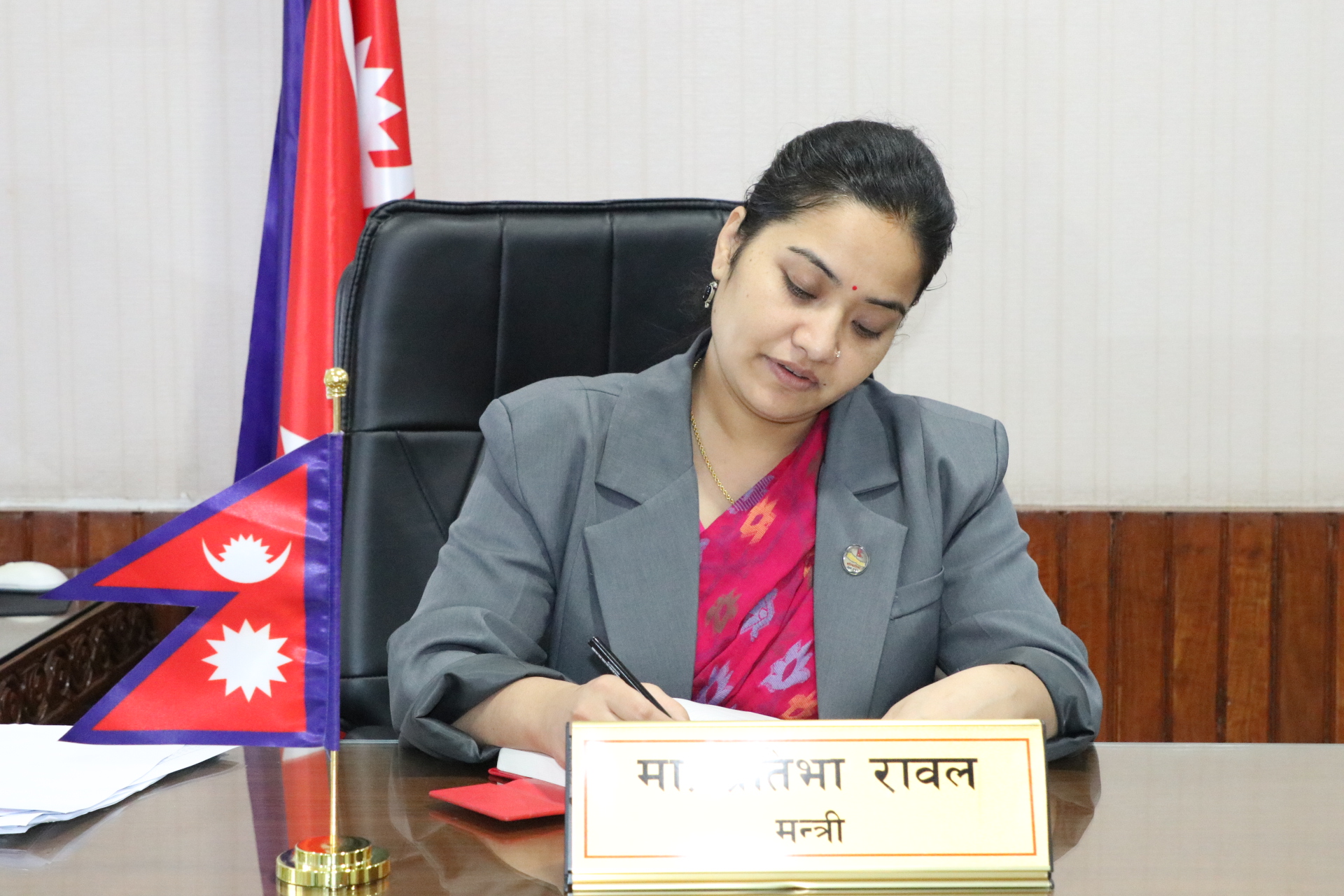 लालीगुराँस सहकारीका ९४३ ऋणीको नाम सार्वजनिक, पुराना ऋण चुक्ता गरिसकेकालाई प्रमाणसहित उपस्थित हुन आग्रह
